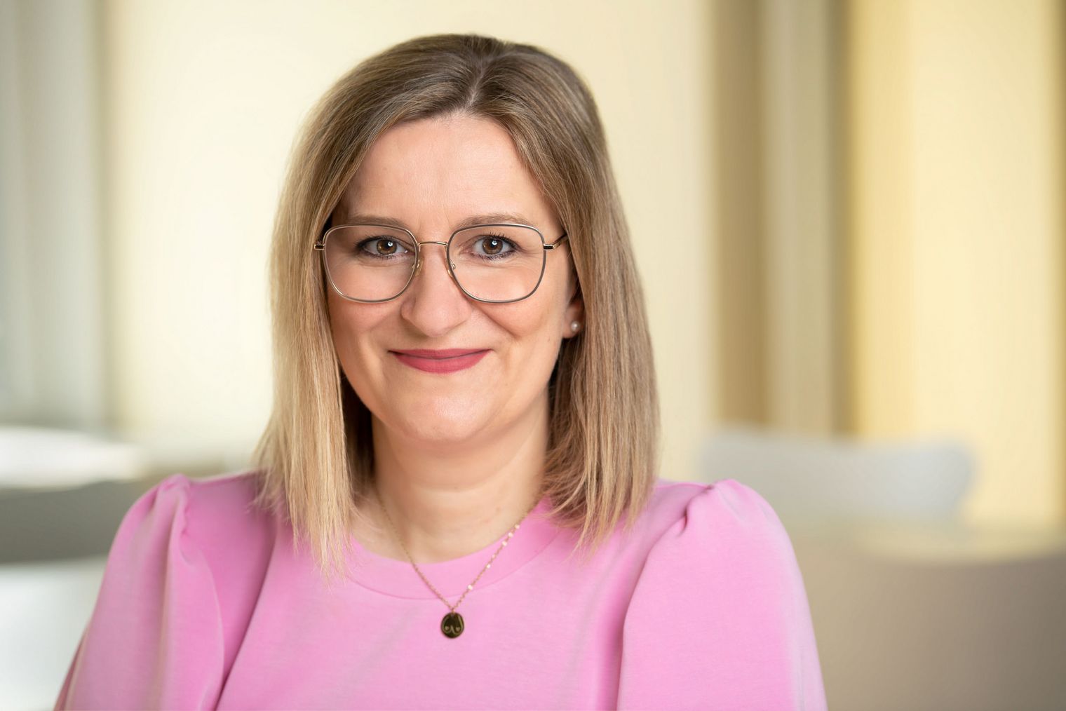 Bereichsleiterin Kommunikation und Markenmanagement und Pressesprecherin